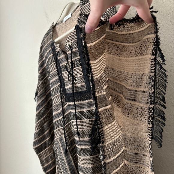 Sita Murt Boho Beachy Fringe Trim Poncho Top - Picture 5 of 11